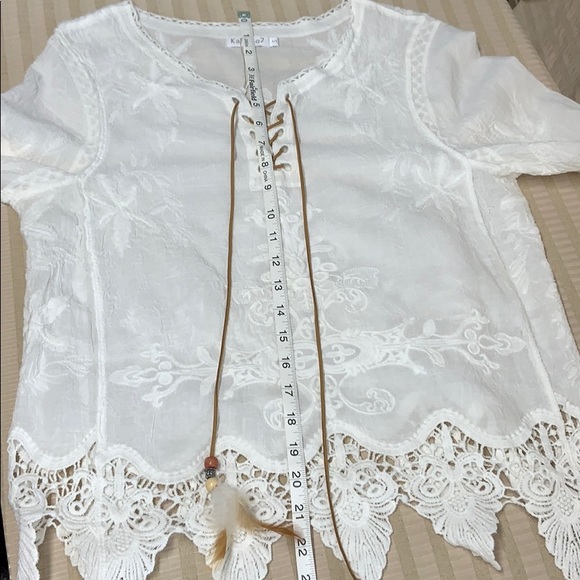 BoHo chic crocheted Fringed with feathered tie - Picture 3 of 8